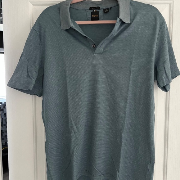 Hugo Boss Shortsleeved Polo. Cotton Silk. Size XL - Picture 2 of 2